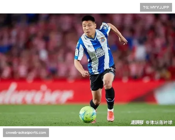 法兰克福公布对阵奥格斯堡大名单，两名主力边后卫回归，有望重启激进边路压迫